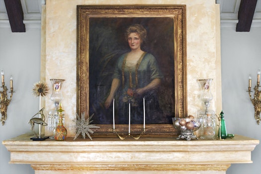 10 Tips to Dress Up Your Fireplace